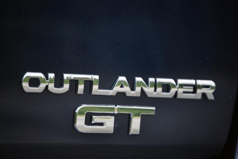  Mitsubishi Outlander GT 2013 года  (фото 28 из 30)